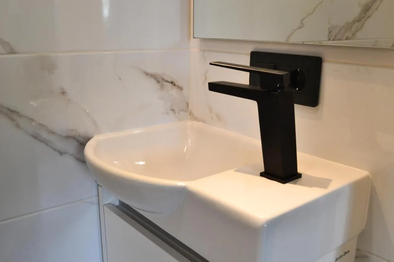 Luxury Apartment With Sea Views Private Parking And Terrace Fuengirola 0*,  Spain