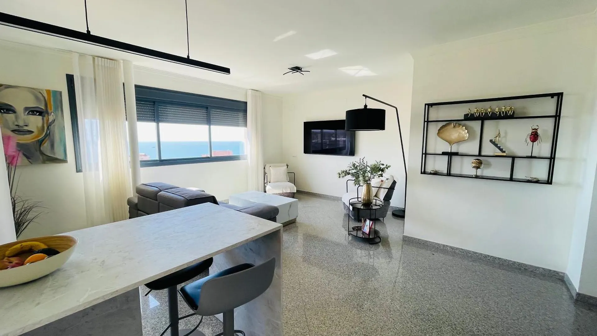 Luxury Apartment With Sea Views Private Parking And Terrace Fuengirola